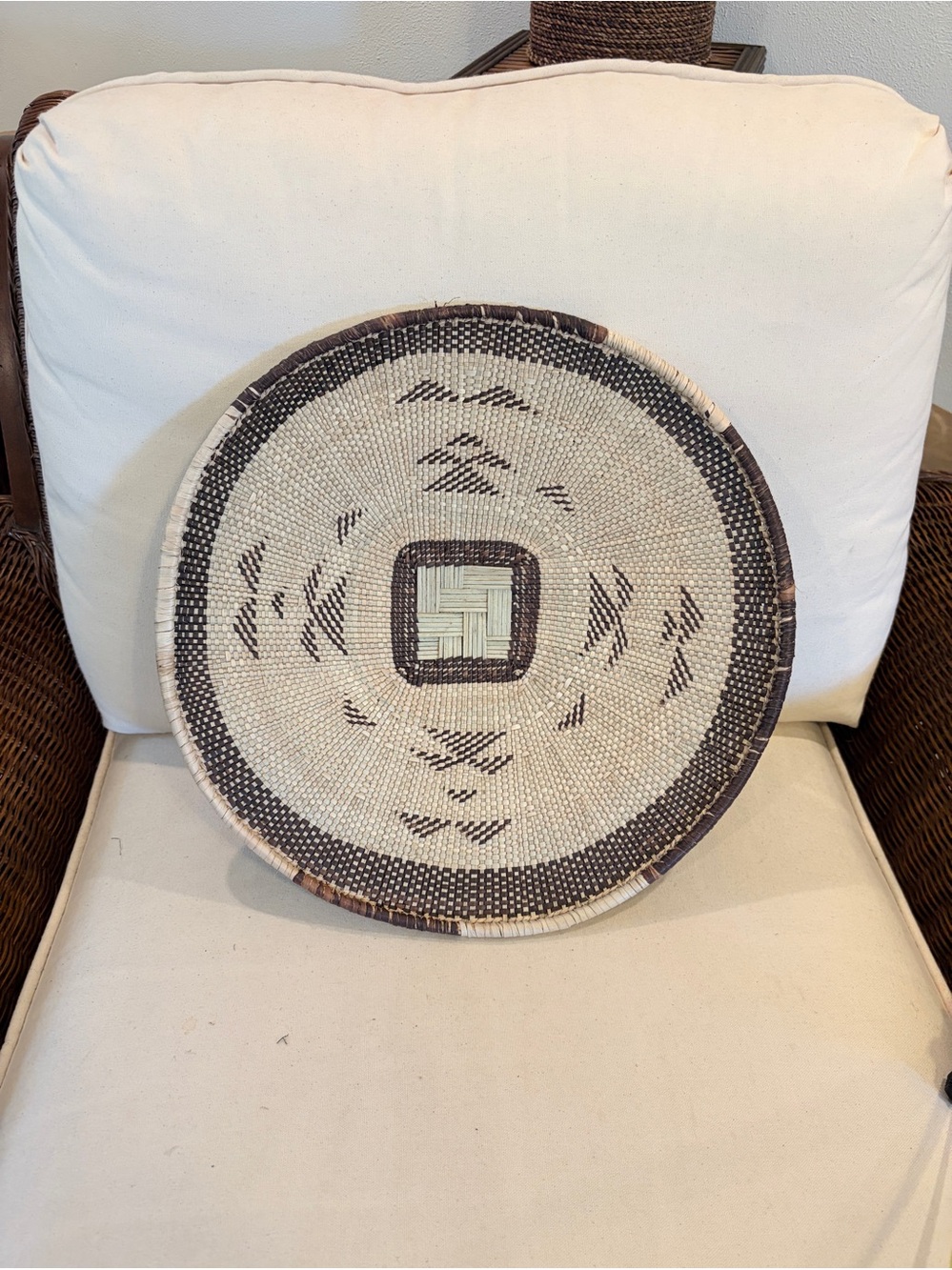 NEW Africa Woven Basket. Made by the Binga people of Zambia/Zimbabwe !Beautiful!